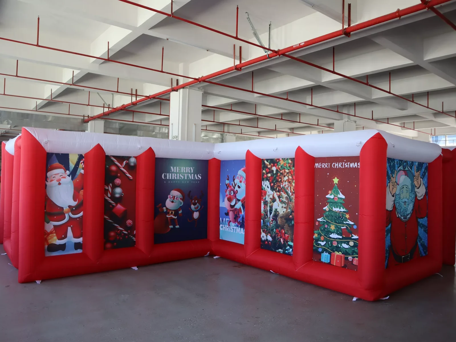 Commercial Inflatable Maze - Red White Christmas Open Top - product view 1