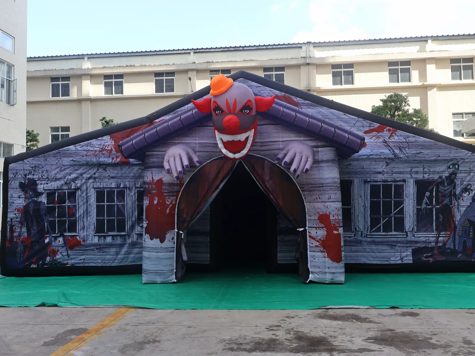 Commercial Inflatable Maze - Haunted Clown Covered 10x10x2.5m - product view 1
